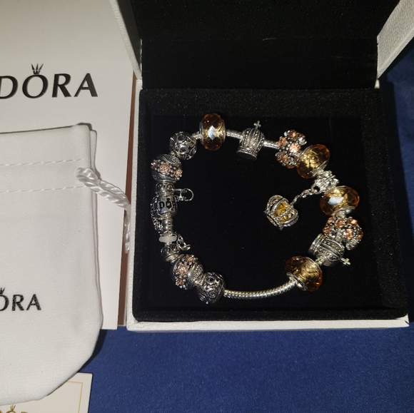 Pandora bracelet - Picture 2 of 3